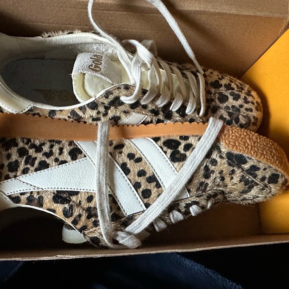 Gola Animal Print Sneakers with White and Tan Accents Like New - Picture 6 of 8